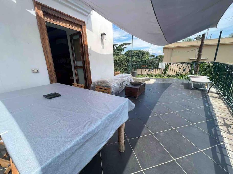 Kamyhouse Una Tranquilla Struttura Nel Verde Villa Napoli Bagian luar foto