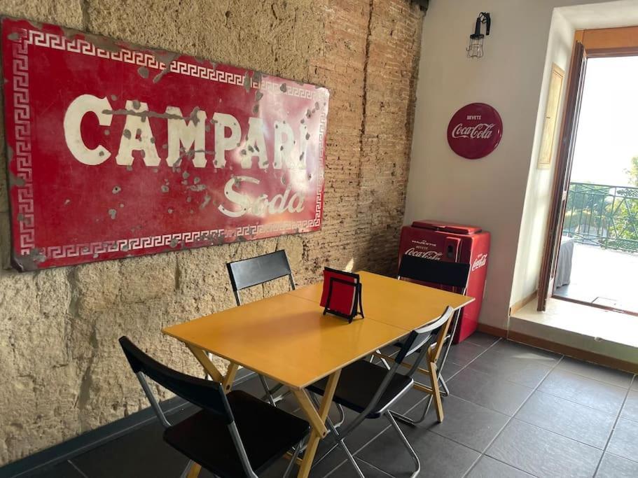 Kamyhouse Una Tranquilla Struttura Nel Verde Villa Napoli Bagian luar foto