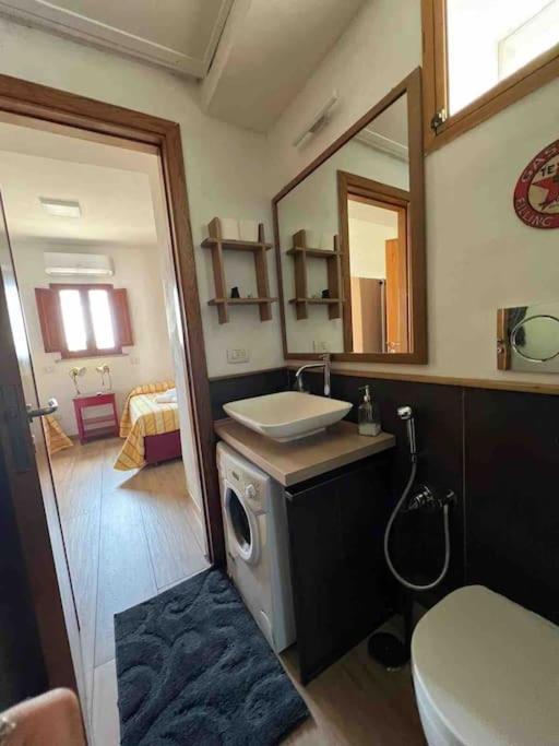 Kamyhouse Una Tranquilla Struttura Nel Verde Villa Napoli Bagian luar foto