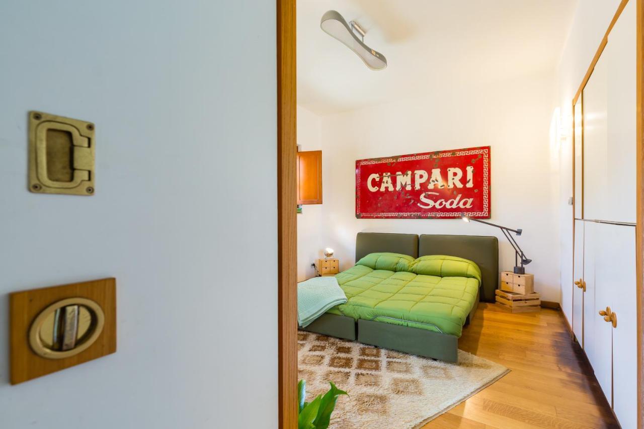 Kamyhouse Una Tranquilla Struttura Nel Verde Villa Napoli Bagian luar foto