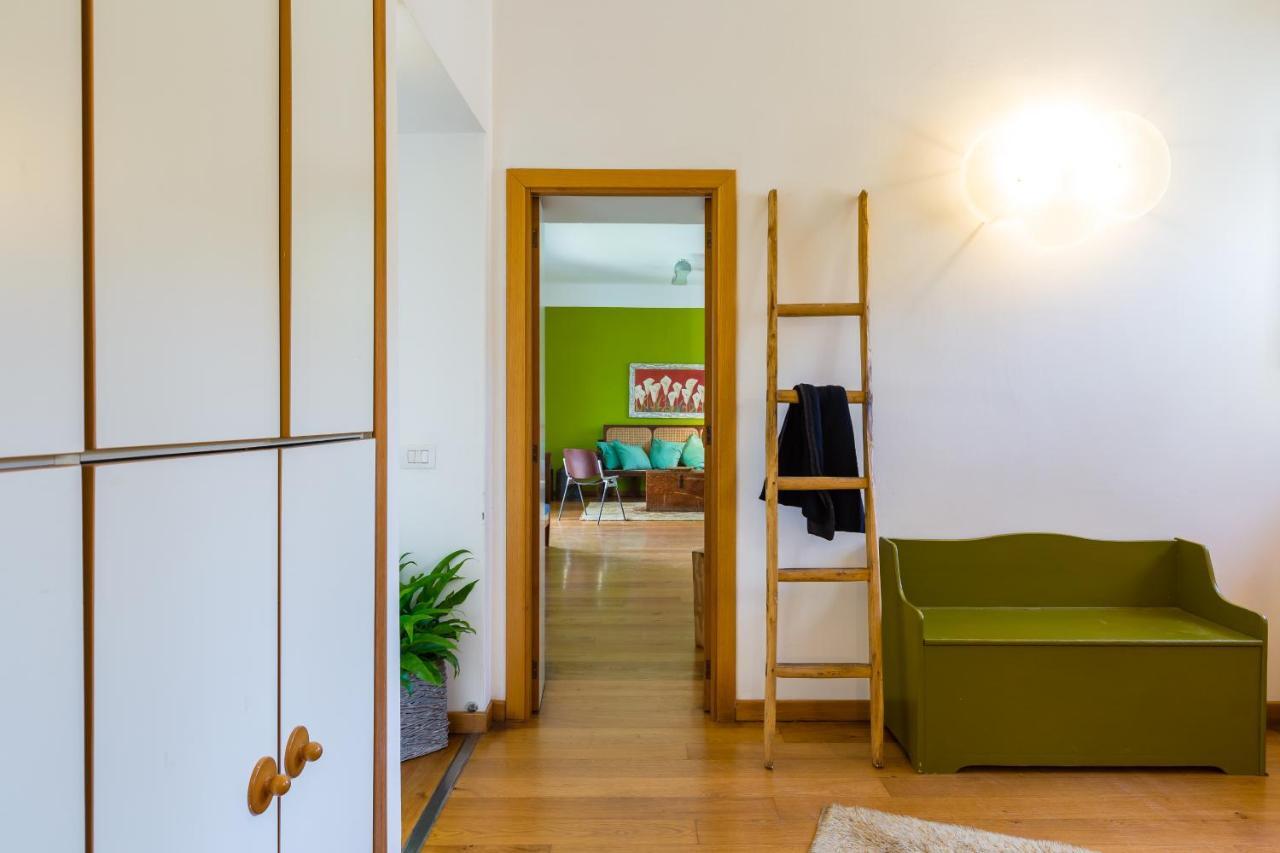 Kamyhouse Una Tranquilla Struttura Nel Verde Villa Napoli Bagian luar foto